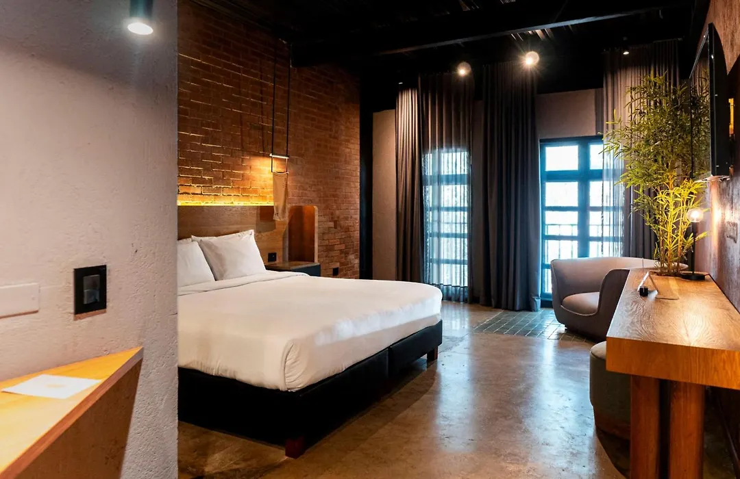The Art Hotel El Poblado Medellín By Key 33-1